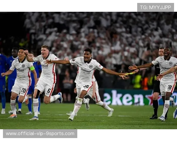 球员在欧冠赛后分享训练细节为职业精神典范，欧冠本队青训